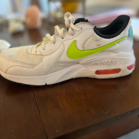 Nike Women’s Air Max Excee “White Volt” Size 9 - Picture 7 of 8